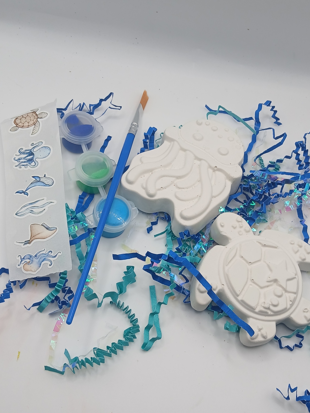 Kids Sea Creatures Paint Kit - White Ceramic Octopus & Turtle Set